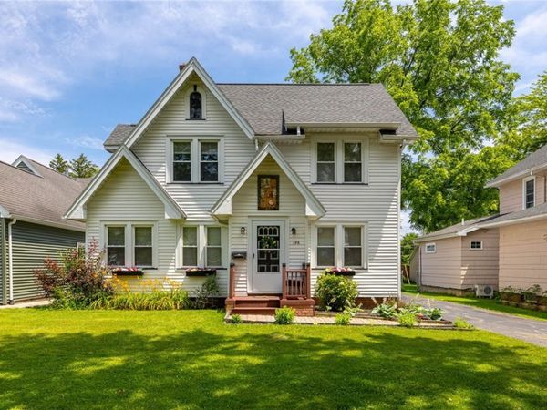 196 Antlers Drive , Rochester, NY 14618