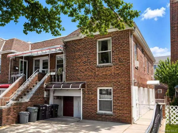2039 150th Street, Whitestone, NY 11357
