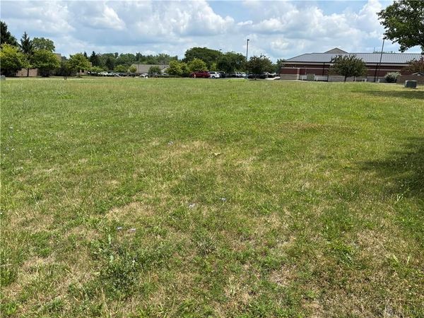 1675 Delco Park Drive, Kettering, OH 45420