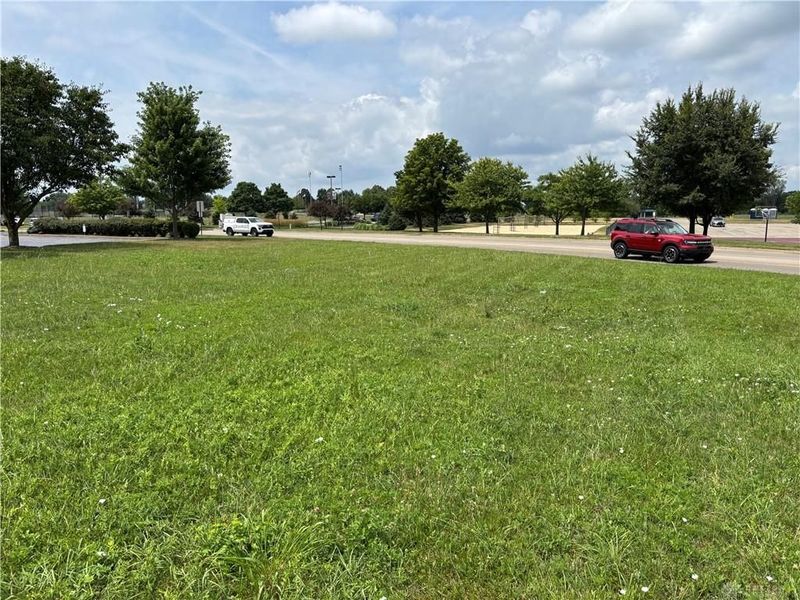 1675 Delco Park Drive, Kettering, OH 45420 Photo 3