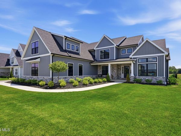 101 Old Dover Road , Perrysburg, OH 43551