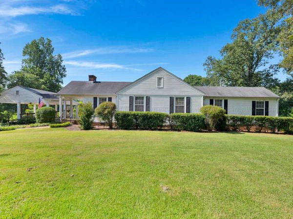 403 SOUTHRIDGE Rd, Jasper, AL 35504