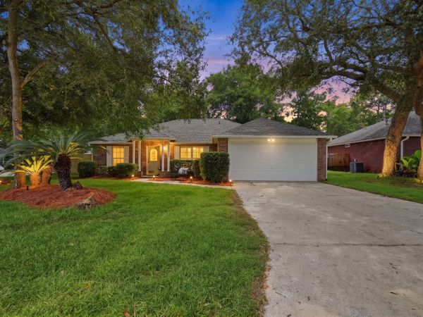 2806 Wilson Lane, Crestview, FL 32539