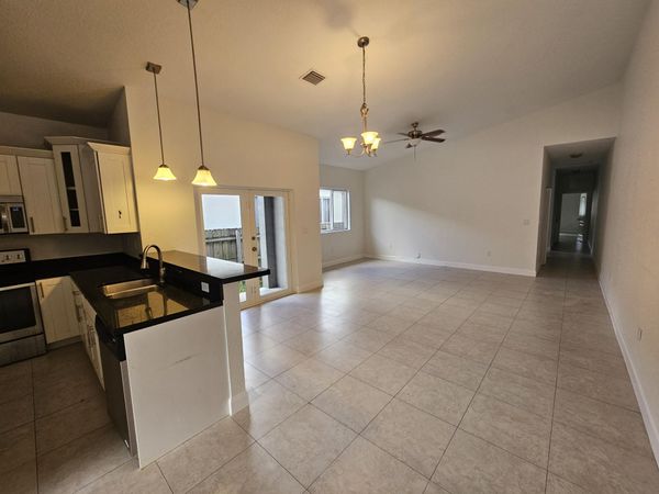 743 NW 2nd Avenue, Fort Lauderdale, FL 33311