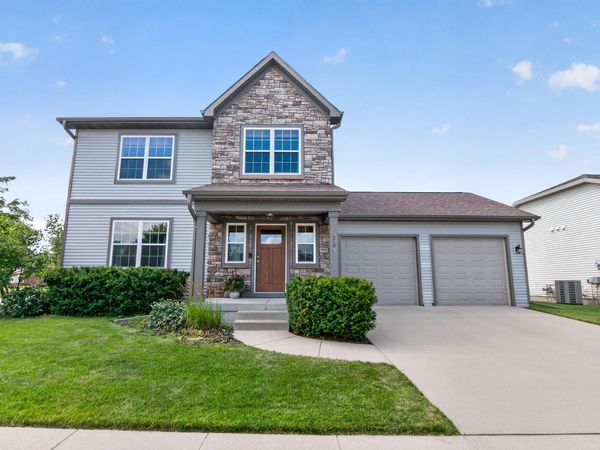 2706 Kingston Drive, Ames, IA 50010