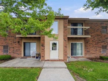 34670 Clarkson Drive W, Fraser, MI 48026