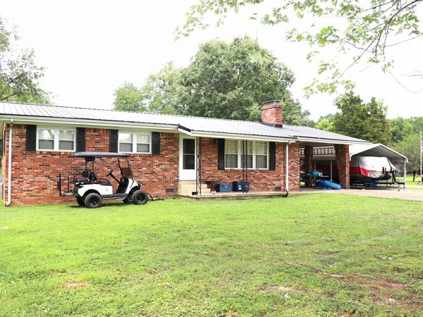 160 PATRICK DR, Springville, TN 38256