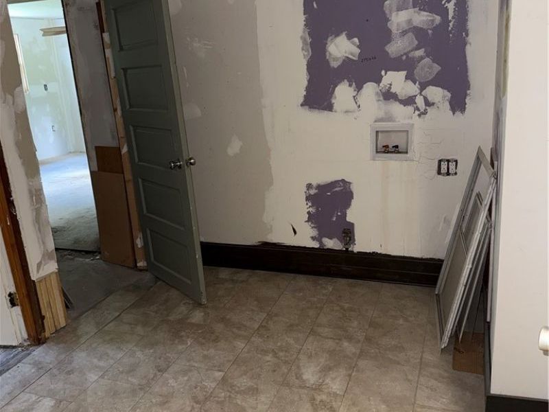 46721 Jo Henry Drive, Saint Clairsville, OH 43950 Photo 9
