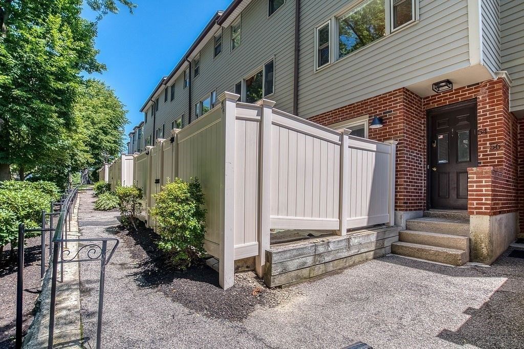 54 Regent Circle, Unit 54, Brookline, MA 02445 Main Photo