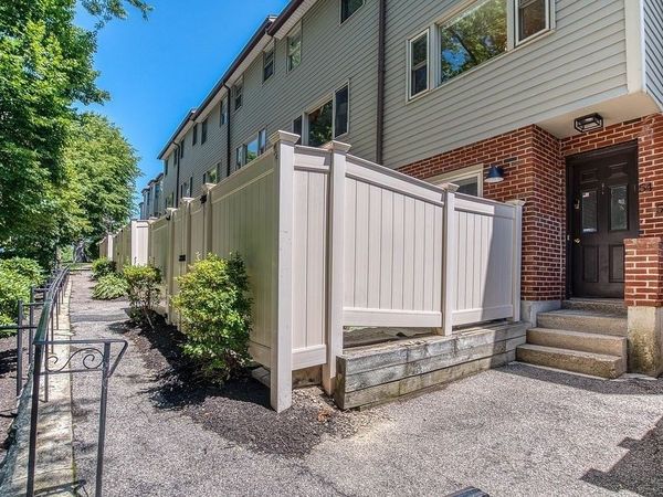 54 Regent Circle, Unit 54, Brookline, MA 02445