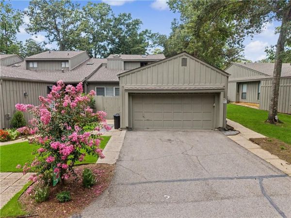 640 TETE LOURS Drive, Unit 16, Mandeville, LA 70471