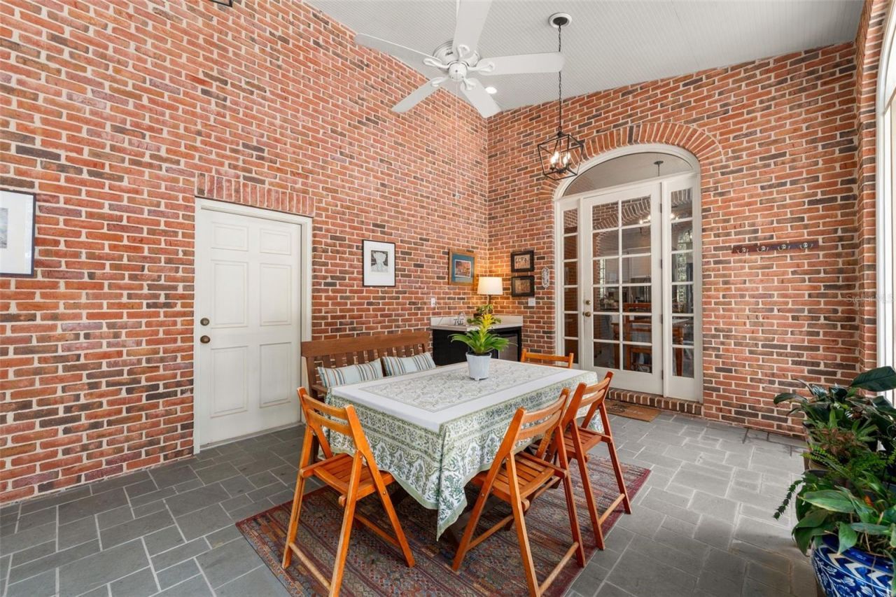 9326 SW 53rd Lane, Gainesville, FL 32608 Photo
