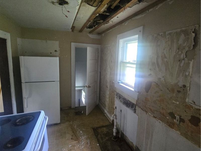 975 Owen Avenue, Akron, OH 44311 Photo 9