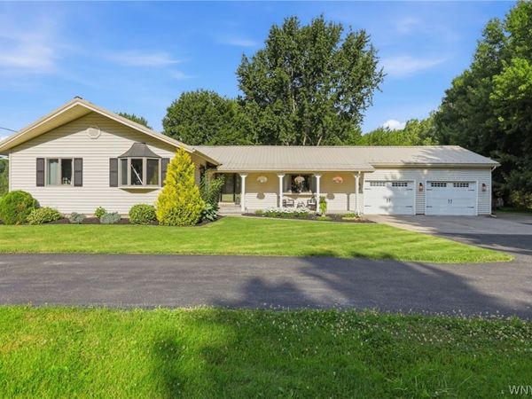 3820 Beebe Road , Newfane, NY 14108