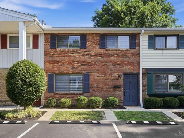 7752 Montgomery Road, Montgomery, OH 45236