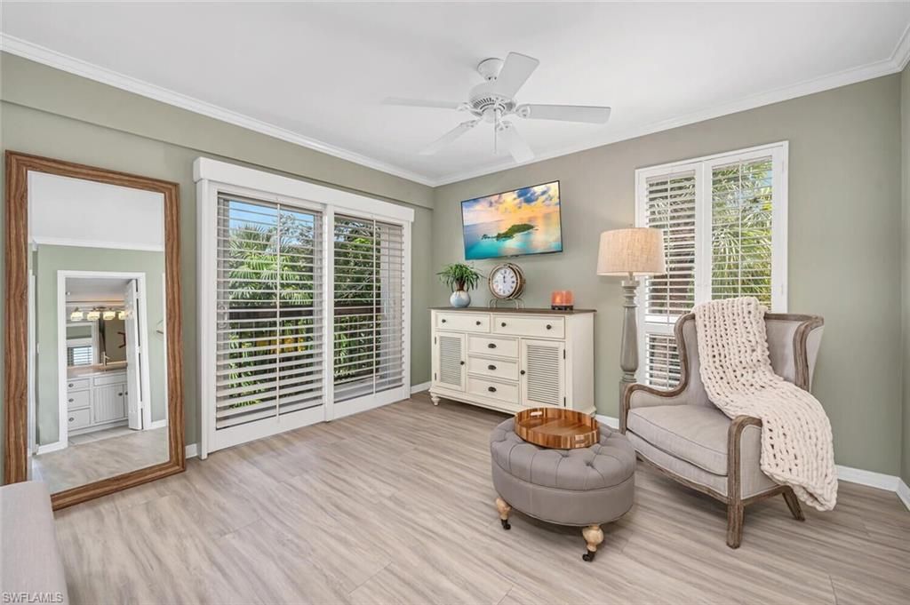 995 9th Ave S, Unit 6, Naples, FL 34102 Photo