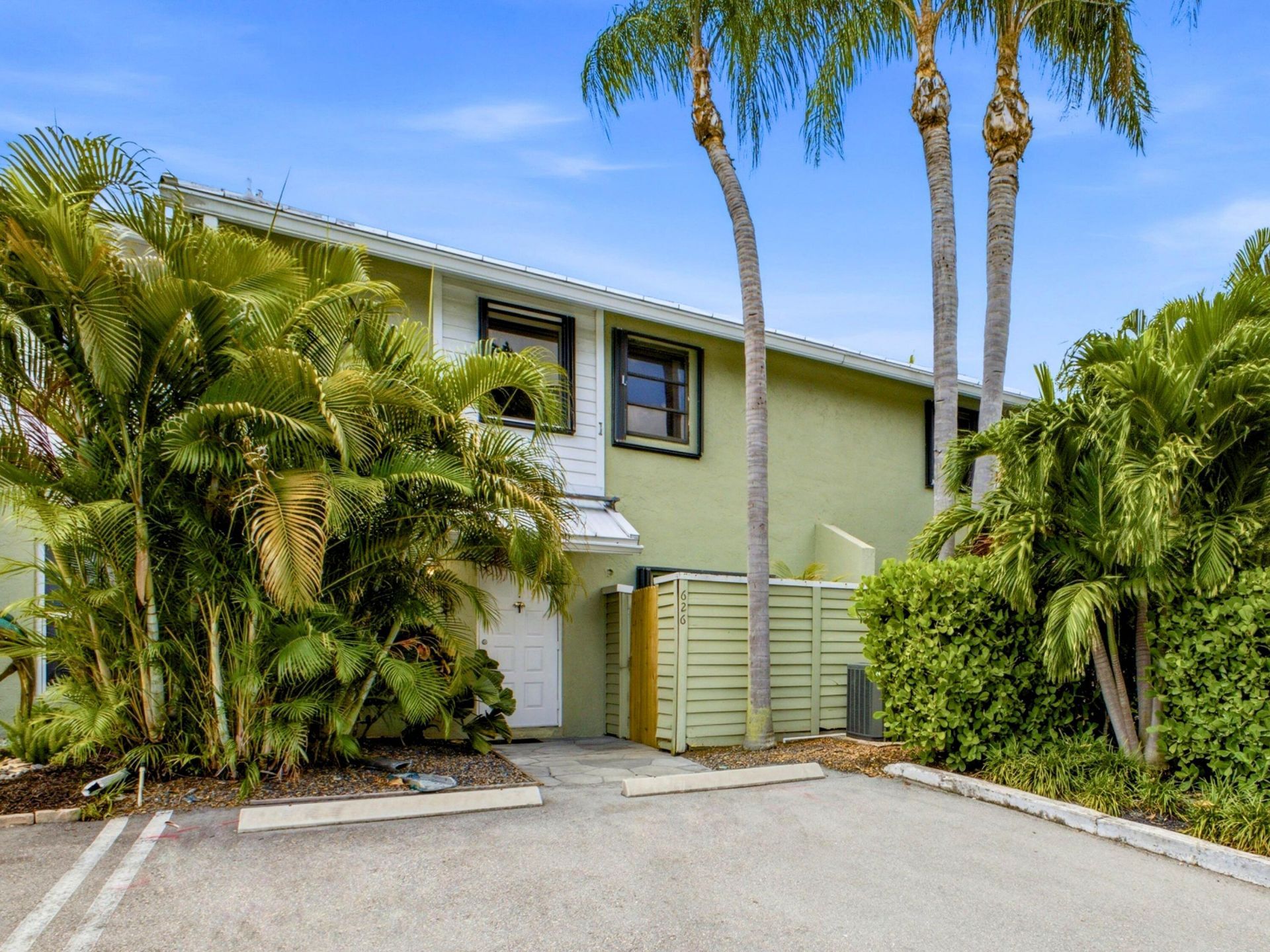 626 Mariners Way, Boynton Beach, FL 33435 Photo