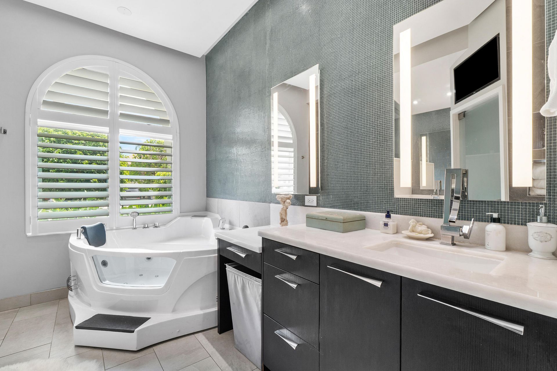 2550 NW 52nd Street, Boca Raton, FL 33496 Photo