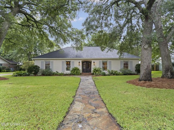 45 Greenbriar Drive, Gulfport, MS 39507