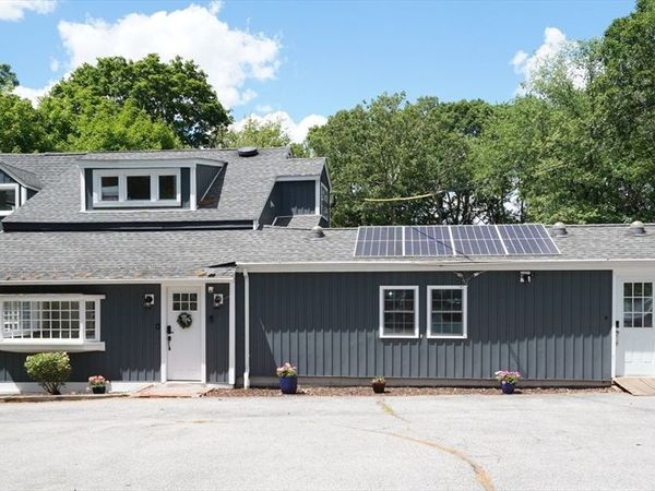 690 Taunton Ave, Seekonk, MA 02771