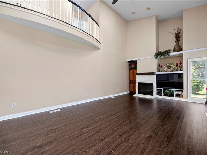 21766 Woodfield Trail, Strongsville, OH 44149 Photo 7