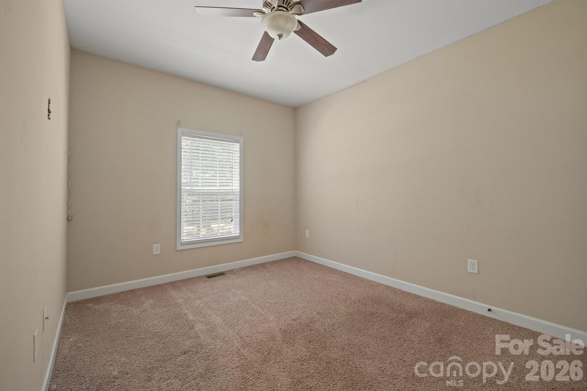 4628 Cayton Drive , Maiden, NC 28650 Main Photo