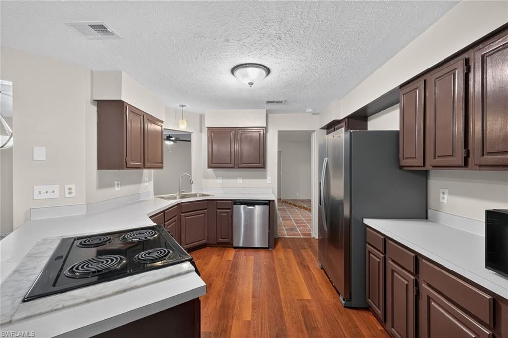 17565 Lee Rd, Fort Myers, FL 33967 Photo