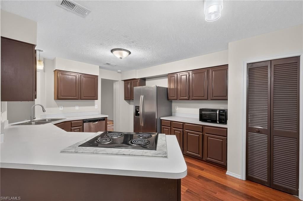 17565 Lee Rd, Fort Myers, FL 33967 Photo