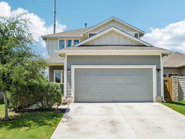 129 Trailstone DR, Bastrop, TX 78602