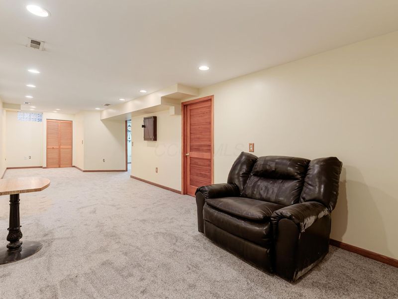 1144 Dorset Drive , London, OH 43140 Photo 29
