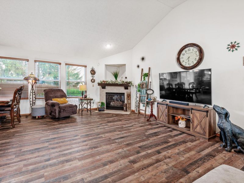 1144 Dorset Drive , London, OH 43140 Photo 5