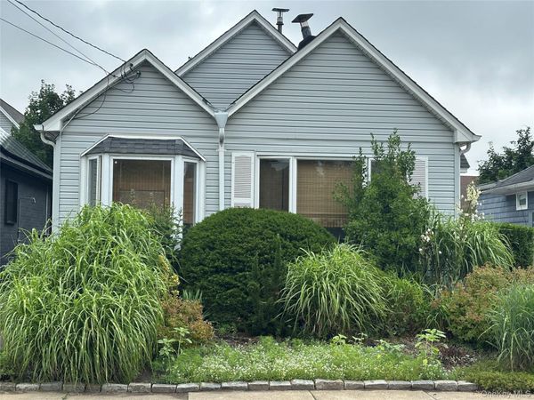 132 Coronado Street, Atlantic Beach, NY 11509