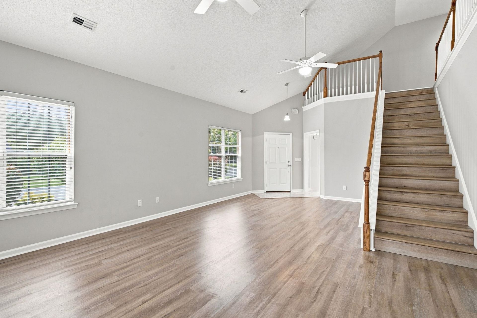 3642 Springdale Dr. Photo 15