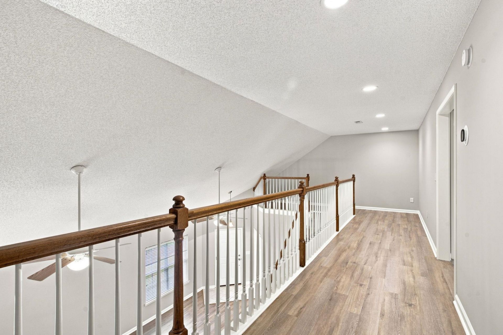 3642 Springdale Dr. Photo 22