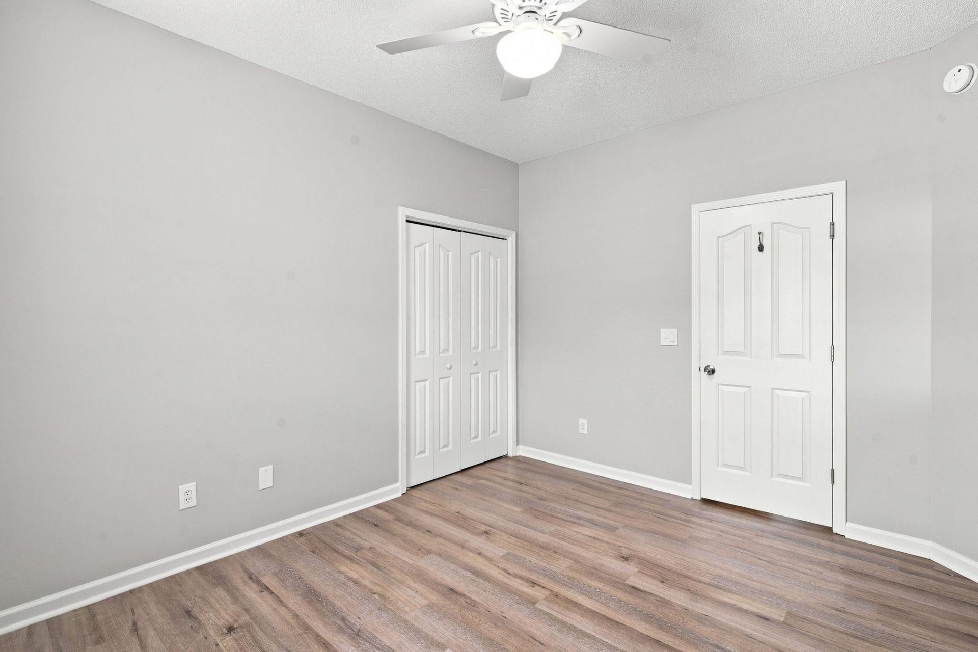 3642 Springdale Dr. Photo 27