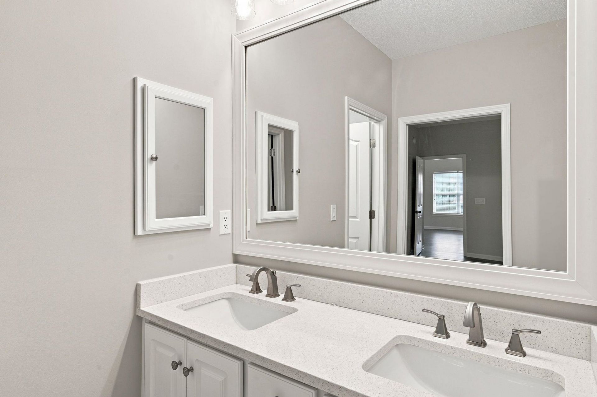 3642 Springdale Dr. Photo 29