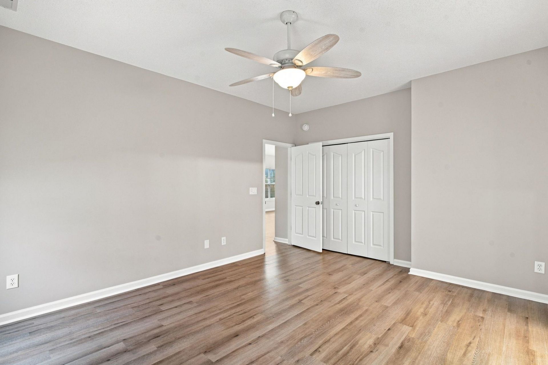 3642 Springdale Dr. Photo 33