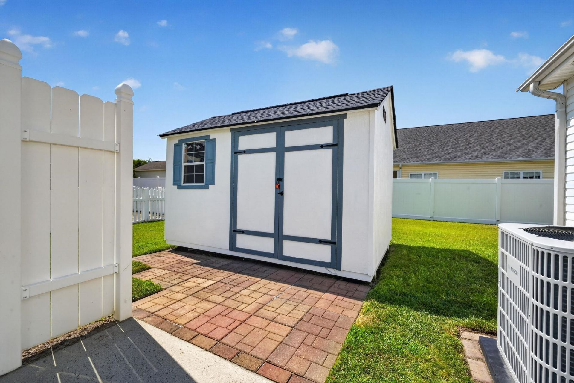 3642 Springdale Dr. Photo 39