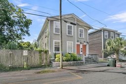 5 Strawberry Lane photo 4