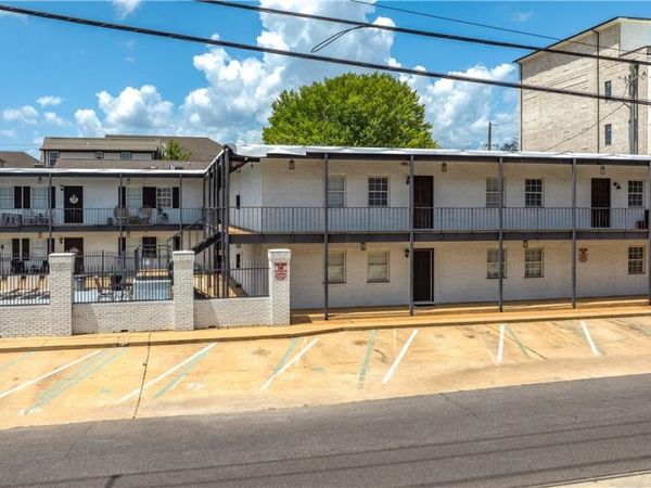 1402 9th St, Unit 25, Tuscaloosa, AL 35401