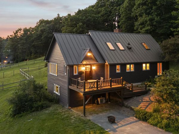 184 Hartland Hill Road, Hartland, VT 05048