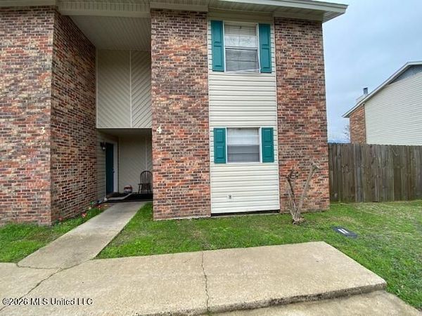 1915 Arizona Street, Pascagoula, MS 39581