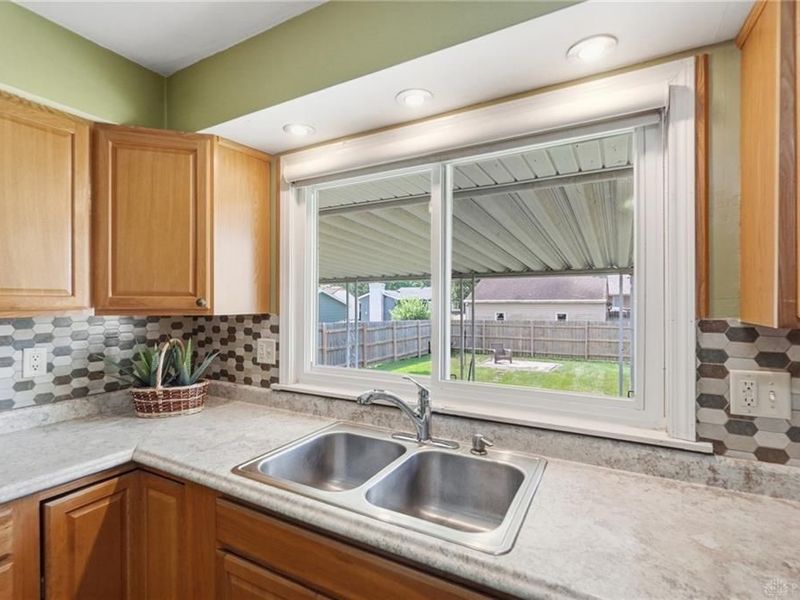 1380 Chelsea Road, Troy, OH 45373 Photo 11