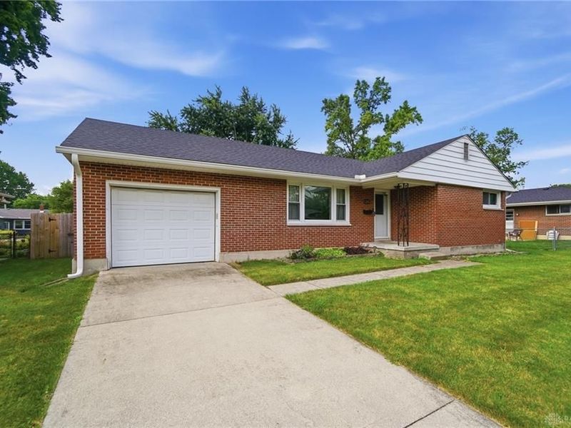 1380 Chelsea Road, Troy, OH 45373 Photo 2