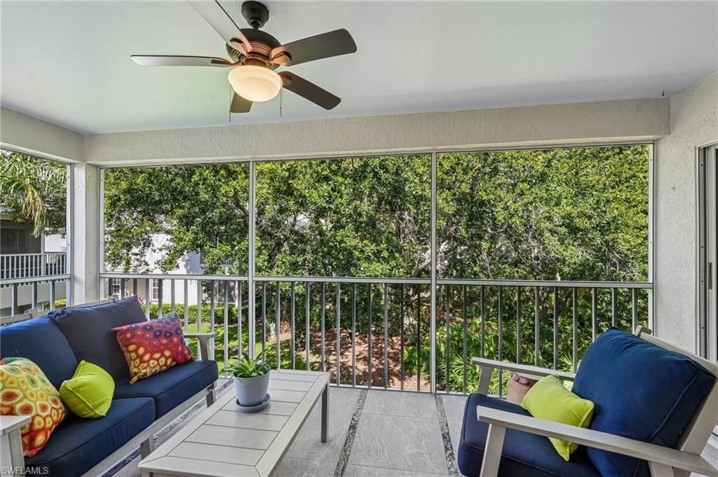 3710 Fieldstone Blvd, Unit 504, Naples, FL 34109 Photo