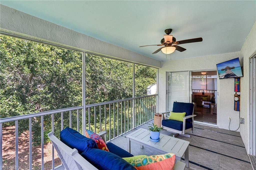 3710 Fieldstone Blvd, Unit 504, Naples, FL 34109 Photo