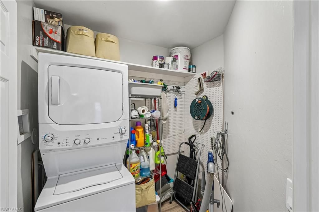 3710 Fieldstone Blvd, Unit 504, Naples, FL 34109 Photo