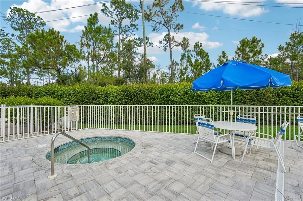 3710 Fieldstone Blvd, Unit 504, Naples, FL 34109 Photo