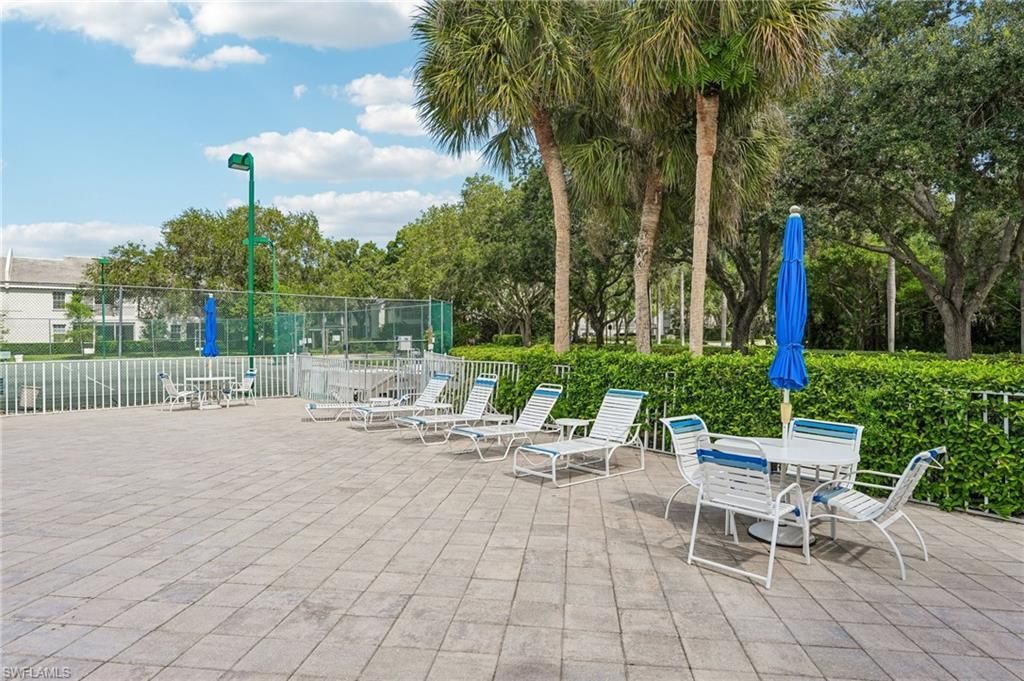 3710 Fieldstone Blvd, Unit 504, Naples, FL 34109 Photo