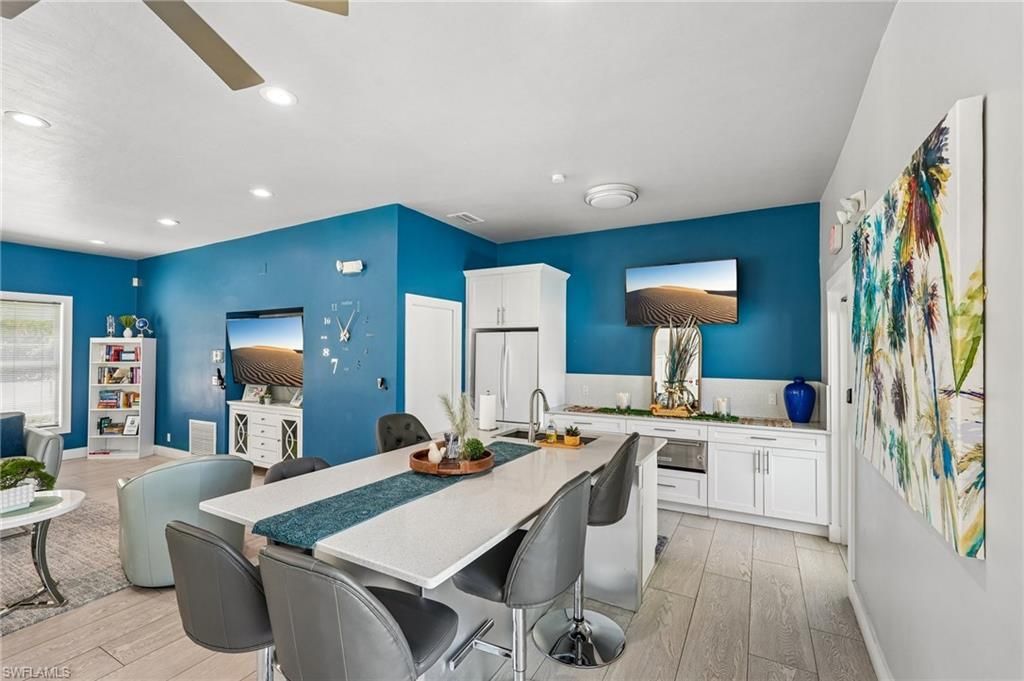 3710 Fieldstone Blvd, Unit 504, Naples, FL 34109 Photo